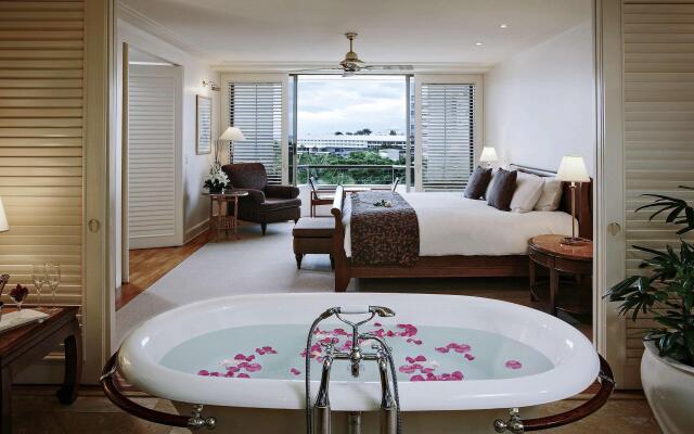 Pullman Reef Hotel Casino