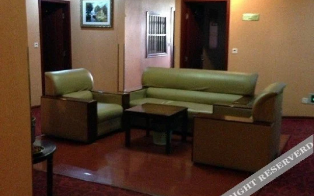 Qingmu Hotel (Nanjing Sanpailou University of Posts and Telecommunications)