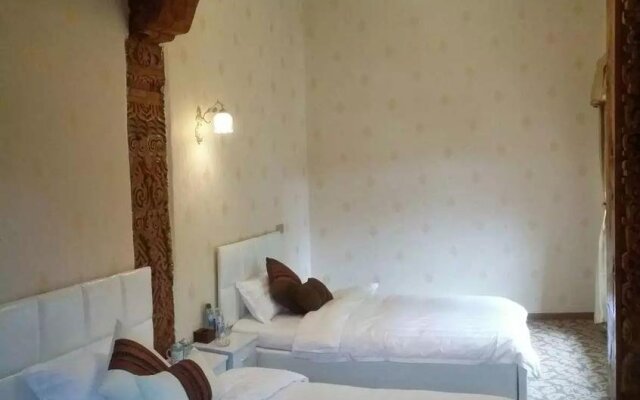 Qu Deng Ga Bu Business Hotel