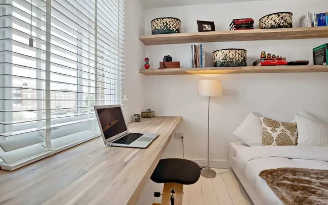 Bright and Stylish 2 Bed apt W/garden in Hoxton