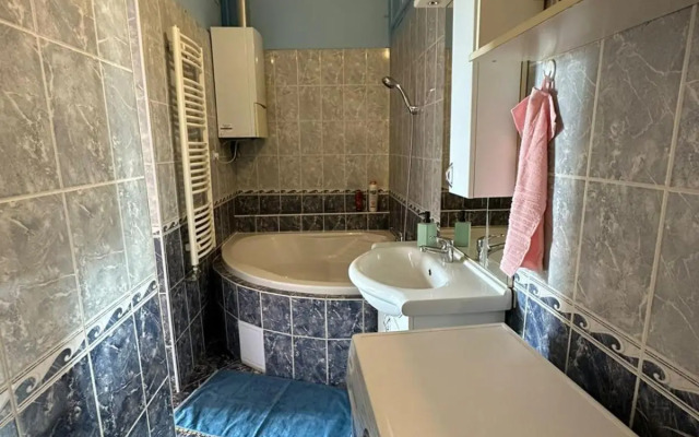 Park Danubes view central market Budapest