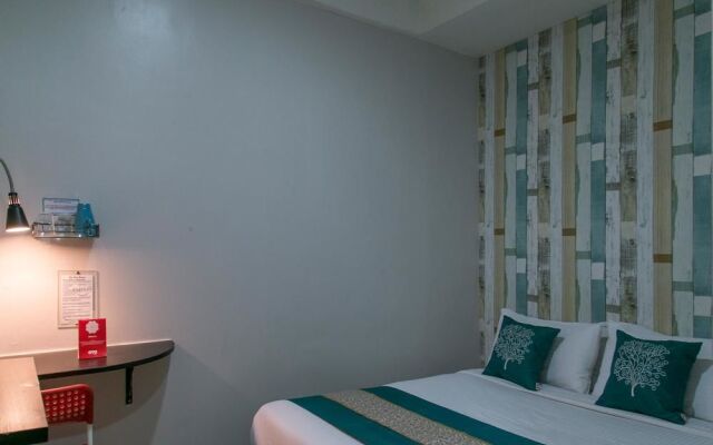 OYO 201 Smile Hotel Selayang Point