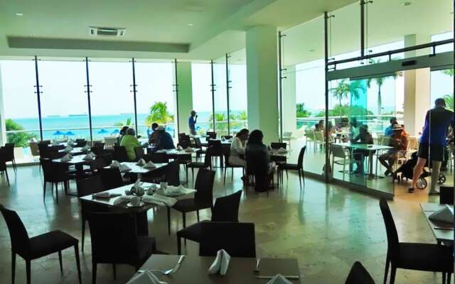 Apartamentos Suiteline Master – Frente al Mar