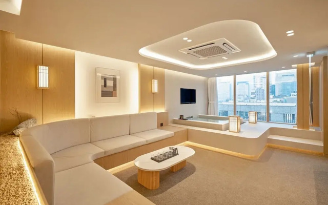 UH Suite The Coex