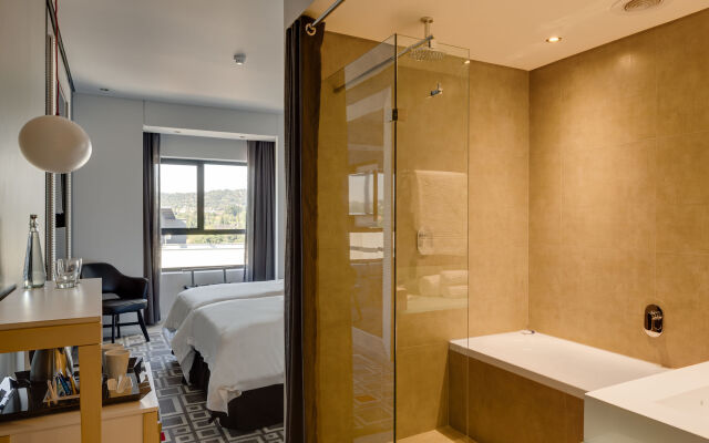 Protea Hotel Fire & Ice by Marriott Pretoria Menlyn