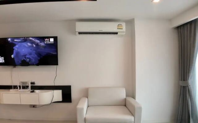 City Center Residence by Pattaya Sunny Rentals