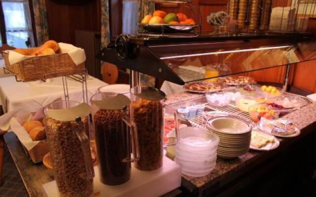 Hotel-Pension Hauser