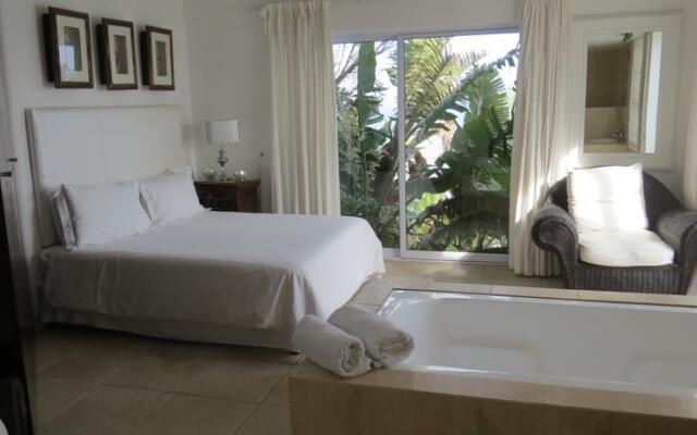 Villa on the Rocks