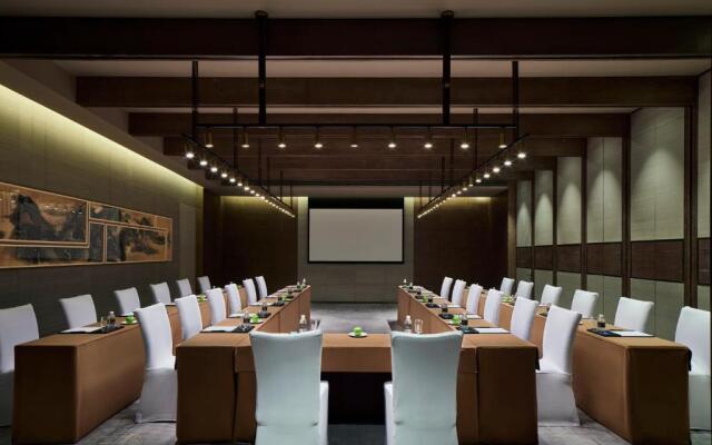 InterContinental Shanghai Wonderland by IHG