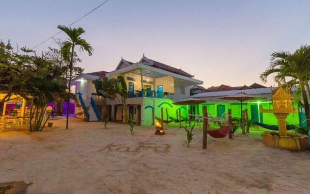 Kafu Hostel & Pool