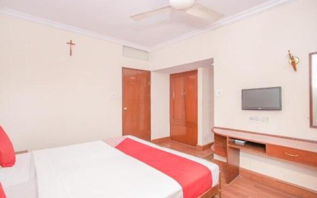 OYO 10394 Hotel Geo