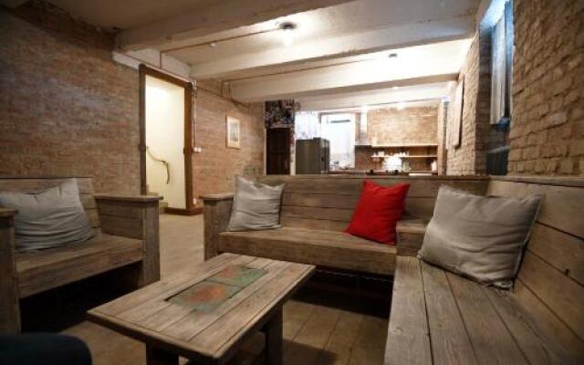 Giotto Apartments