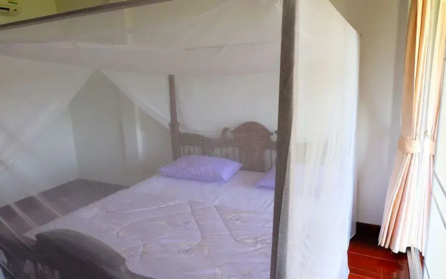 Khunchay House