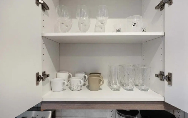Stylish 1BR Family Apartment by Dtla