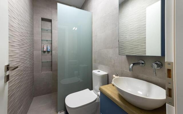 Cosy Stylish Studio, Kalathi Home Suites in Verga