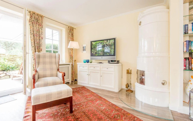 Haushaelfte B_ Wenningstedter Weg