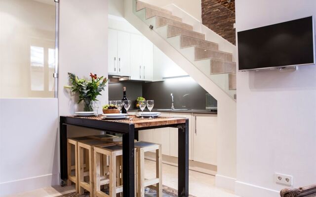 Pillow Town House with Terrace