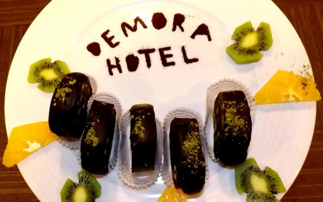 Demora Hotel