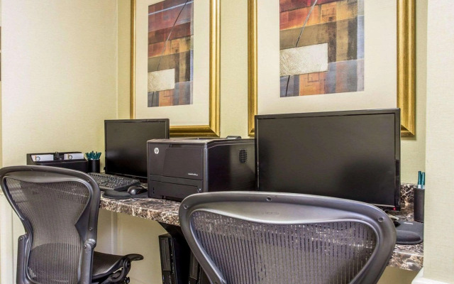 Quality Suites Atlanta Buckhead Village North