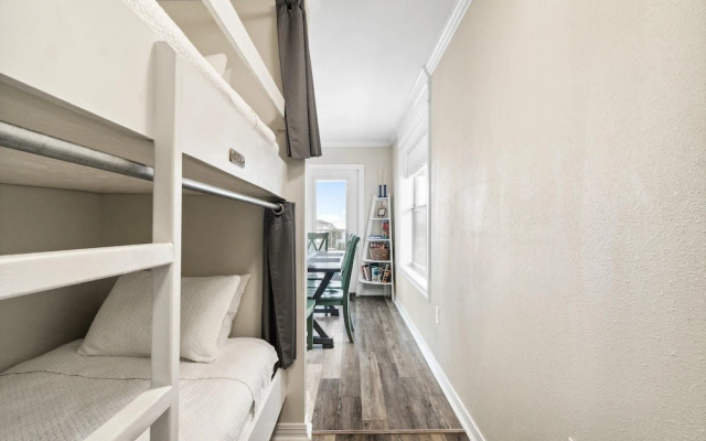 Grand Caribbean East 417