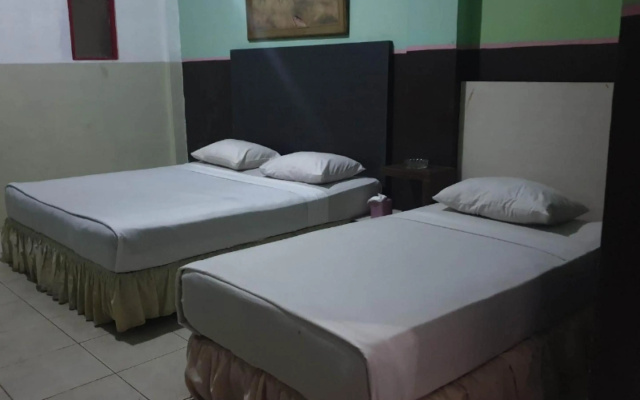 OYO 3243 3 Be Garden Hotel – Guest Rooms – Penajam