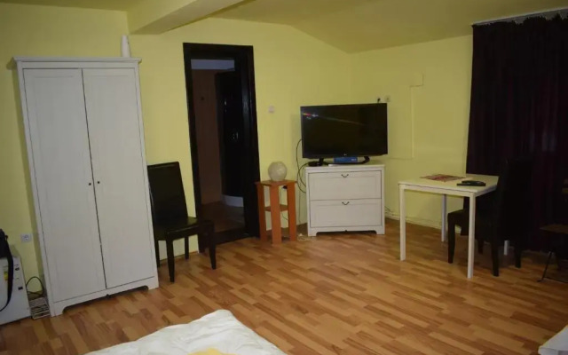 Fata verde - La Padure