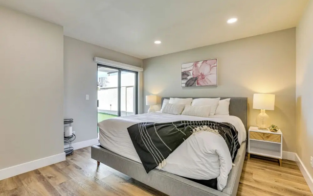 Private Pool + Putting Green: Sunny Scottsdale Gem