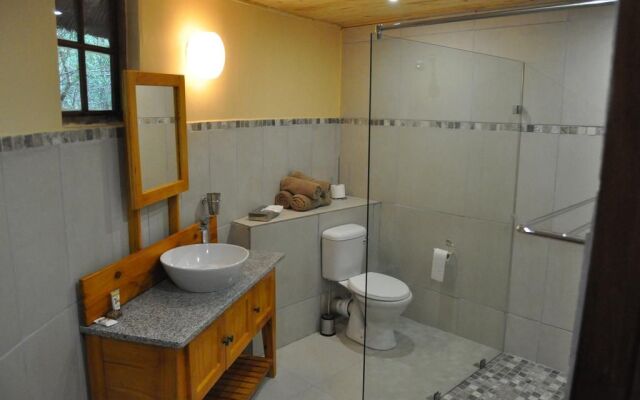 Gooderson Dumazulu Lodge & Traditional Village