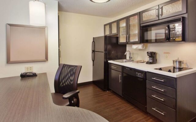 Sonesta Simply Suites Baltimore BWI Airport