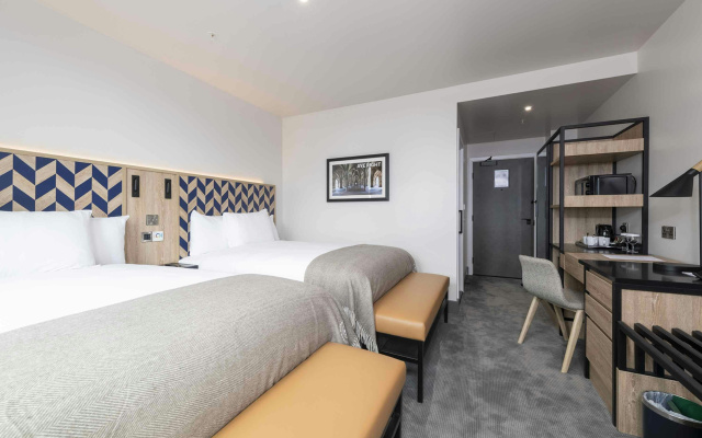 Sandman Signature Glasgow Hotel - Image 6