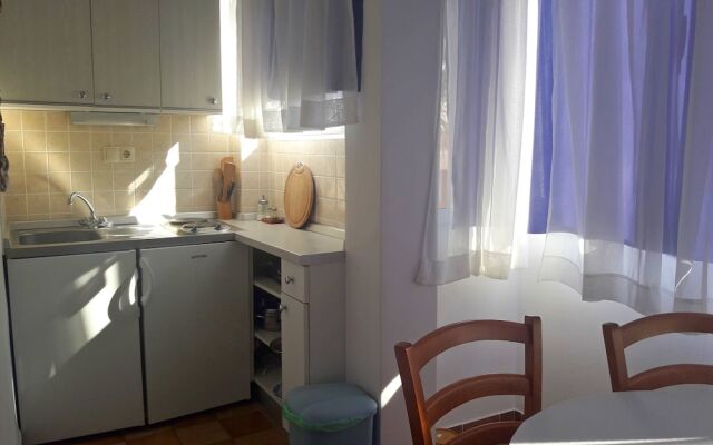 Rooms Holiday Vibes
