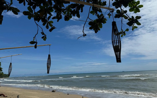 Lanta Riviera Resort  (SHA Extra Plus)