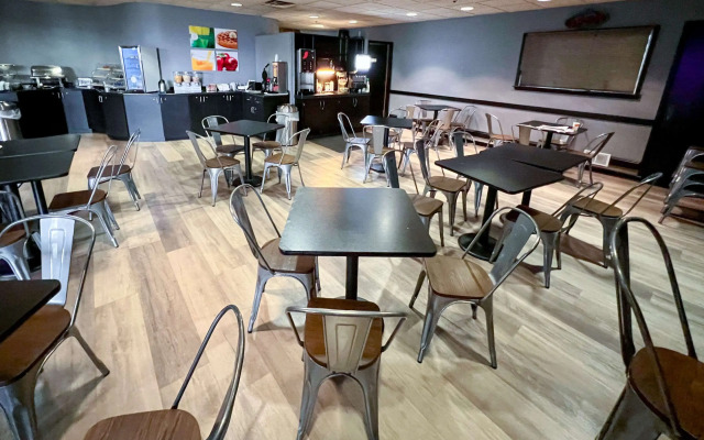 Quality Inn & Suites Orland Park - Chicago