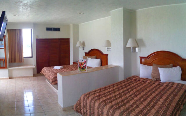 Hotel & Suites Real del Lago