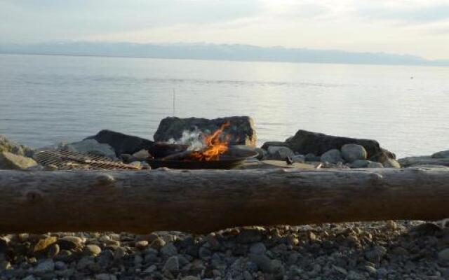 Blitz Beach House Oceanside Suite