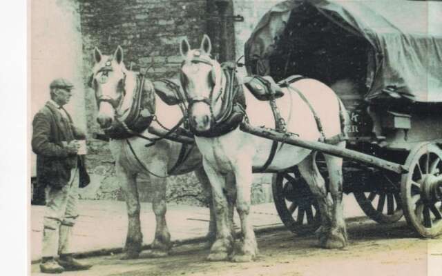 Waggon & Horses Inn