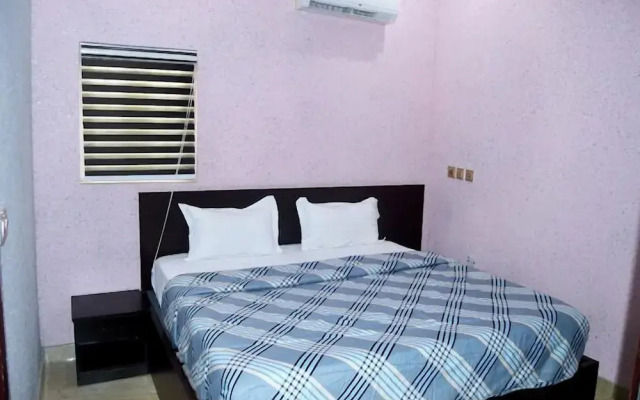Tatiana Hotel and Suites