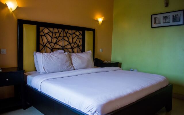 De' Bliss Hotel and Suites