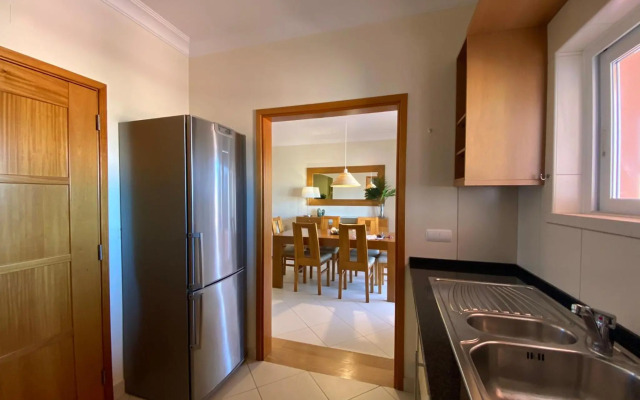 Amazing 2Bedroom apartment in Victoria Boulevard