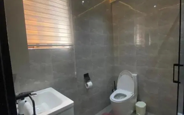 Milton Avenue Suites