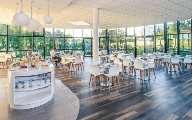 Mercure Poitiers Site du Futuroscope Hotel