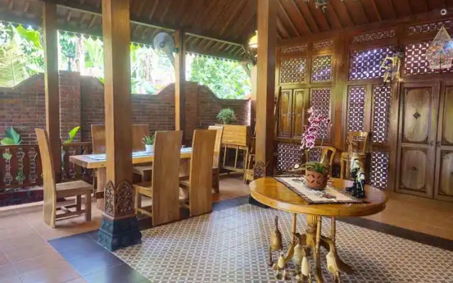 Joglo Rahayu Homestay Tembi