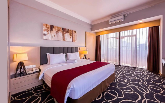 Planet Holiday Hotel & Residence