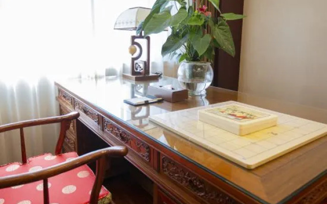 Zhaotong Development Building Hotel