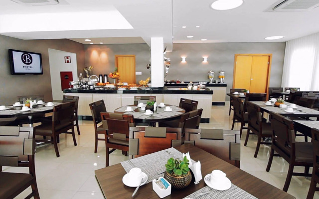 BH Jaraguá Hotel