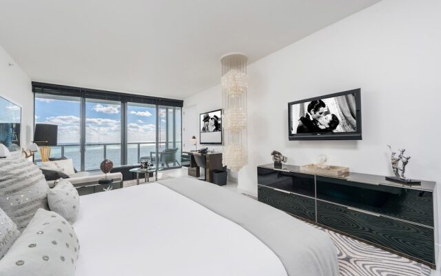 Luxurious Private Residences at W Hotel South Beach by LRMB