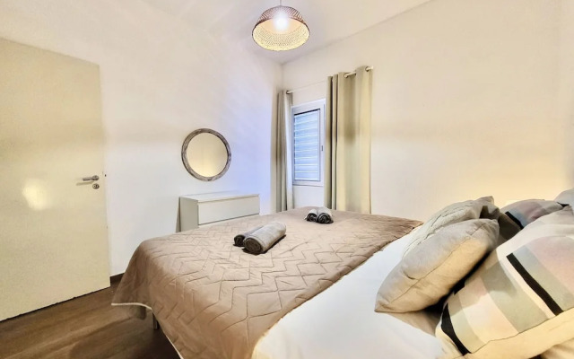 Vilamoura Central 4 With Pool by Homing