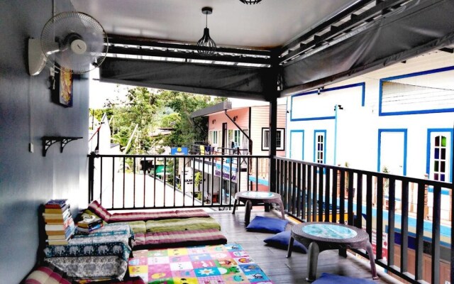 Decho Hostel