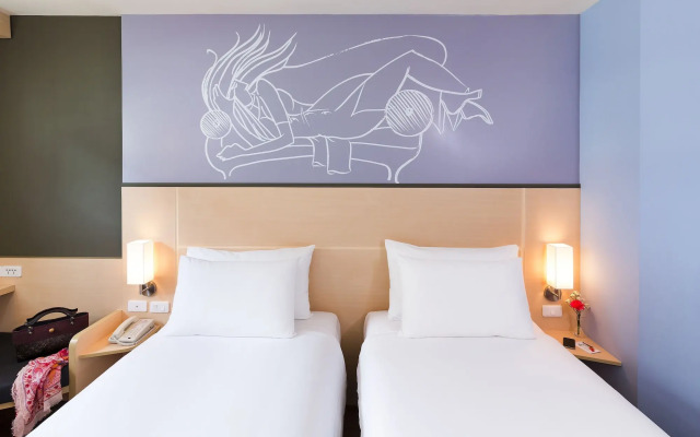 ibis Vientiane Nam Phu