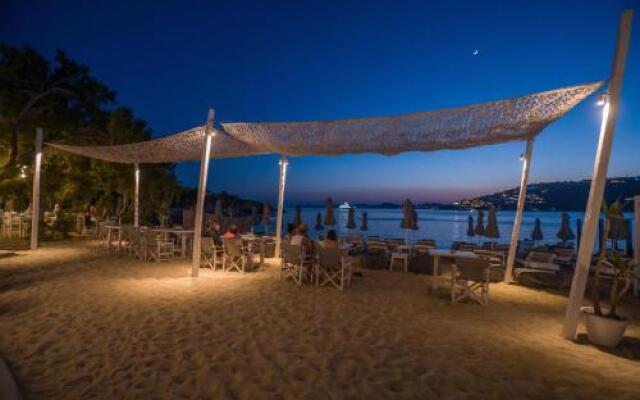 Agia Anna on the beach